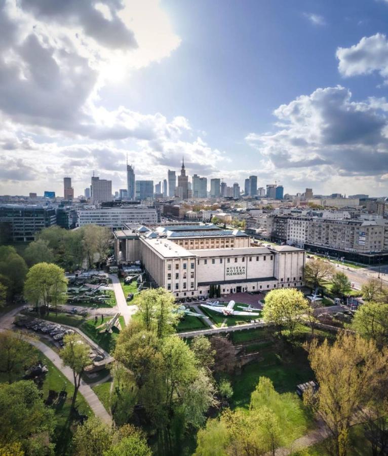 Super Beauty Metro Wifi 65'Tv Netflix Hbo Appletv+ Apartment Warsaw Exterior photo