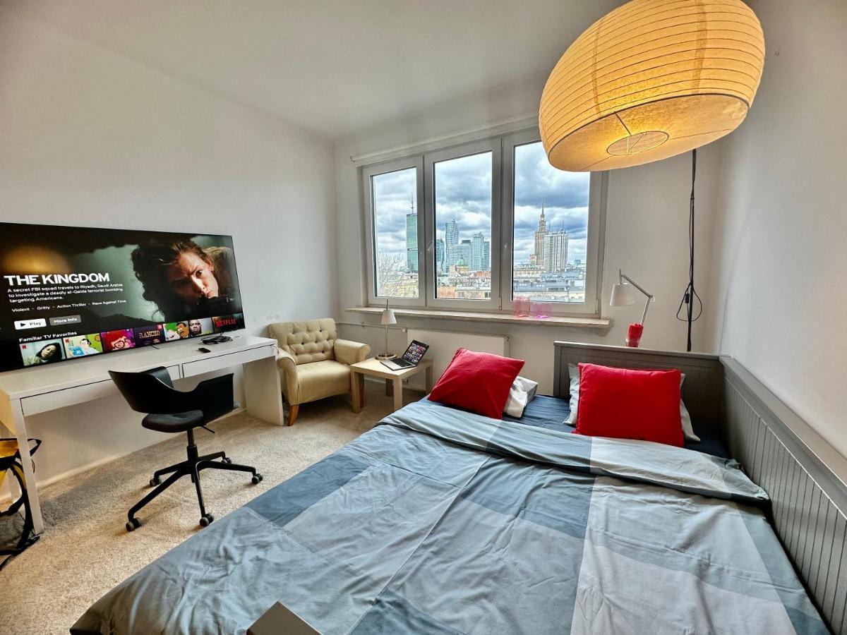 Super Beauty Metro Wifi 65'Tv Netflix Hbo Appletv+ Apartment Warsaw Exterior photo