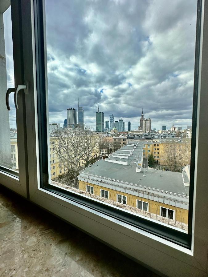 Super Beauty Metro Wifi 65'Tv Netflix Hbo Appletv+ Apartment Warsaw Exterior photo